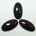 Кабошон из обсидиана, 15*29*6мм.