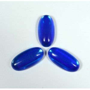 Кабошон из опала (иск.), 15*30*9мм.