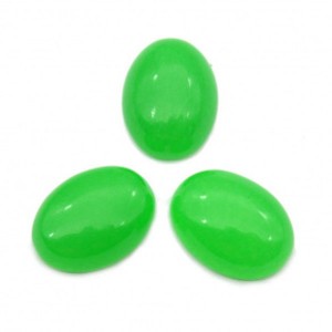 Кабошон из кварца (цвет хризопраз) овал, 12*16*6мм.