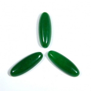 Кабошон из кварца (цвет хризопраз) овал, 8*23*4,5мм.