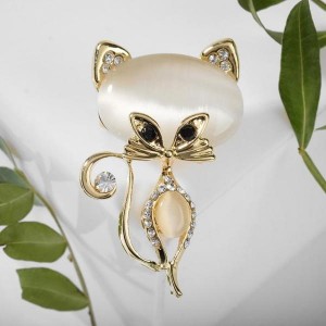 Брошь "кошачий глaз (синт.)" ласковая кошечка, цвет бежевый, цвет золотистый