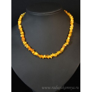 Бусы из янтаря крошка молочно-медовый, 44см