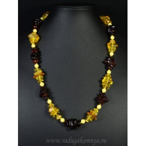 Бусы из янтаря крошка с шариком лимонный, коньячный, молочный, 52см