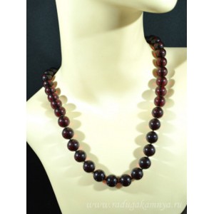 Бусы из янтаря шарик 12мм вишня, 54см