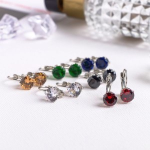 Серьги со стразами "Конфетти" каникулы круг, цвет МИКС, цвет серебристый