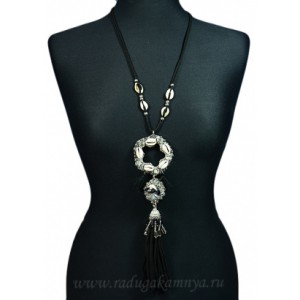 Бусы с подвеской " Кисточка с ракушками" , цвет черный серебро, 76см