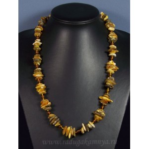 Бусы янтарные галтовка с шариком молочно-зеленый, коньячный, 62см Бусы янтарные галтовка с шариком молочно-зеленый, коньячный, 62см