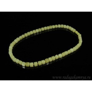 Бусы янтарные кубик 7мм молочный, 46см Бусы янтарные кубик 7мм молочный, 46см