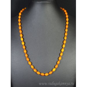 Бусы янтарые рис 6*9мм карамельный, 55см