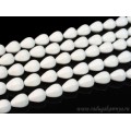 Бусины из агата белого (иск.) капля с гранями 12*16мм, 39см, 25 бусин