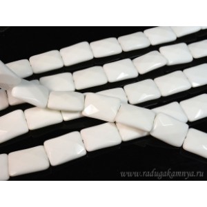Бусины из агата белого (иск.) прямоугольник гр.25*18мм, 38см, 15 бусин Бусины из агата белого (иск.) прямоугольник гр.25*18мм, 38см, 15 бусин