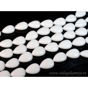 Бусины из агата белого (иск.) капля 18*13мм, 39см, 22 бусины