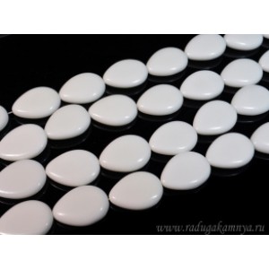 Бусины из агата белого (иск.) капля 30*22мм, 39см, 13 бусин