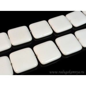 Бусины из агата белого (иск.) квадрат 35*35мм, 38,5см, 11 бусин