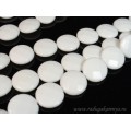 Бусины из агата белого (иск.) круг гр. 25мм, 40см, 16 бусин