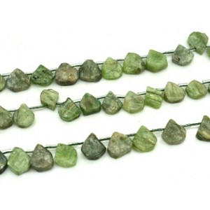 Бусины из апатита зеленого капля 13*11мм, 18см, сет 17 бусин