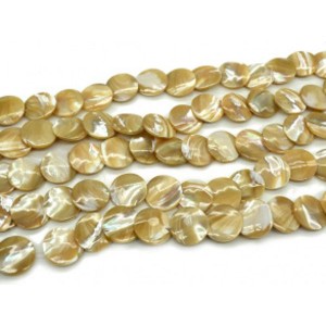 Бусины из перламутра круг 20*20мм, цвет кремовый, 38см, 23 бусины