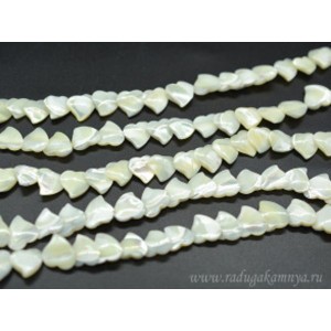 Бусины из перламутра сердце 13*13мм, цвет белый, 39см, 33 бусины