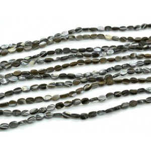 Бусины из перламутра овал 4*6мм, цвет черный, 38см, 61 бусина