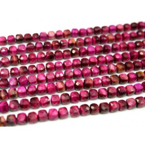 Бусины из тигрового глаза гуммигут кубик 10мм, цвет малиновый 38см, 39 бусин, Бусины из тигрового глаза гуммигут кубик 10мм, цвет малиновый 38см, 39 бусин,