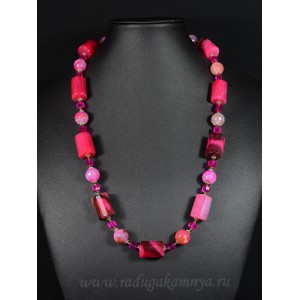 Колье из агата пати тонированного цилиндр с гранями 14*20мм шарик 10мм фуксия, 55см
