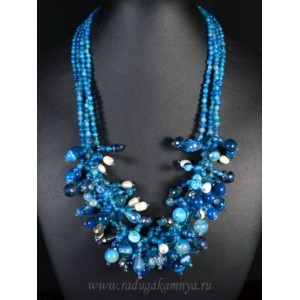 Колье ручной работы из агата (тонир.) голубого и жемчуга, 53см