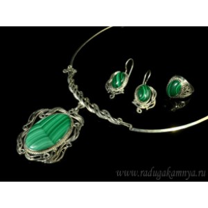 Колье, Кольцо и серьги малахит, 46,5см р-р 17