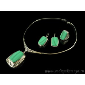 Колье, Кольцо и серьги малахит, 48см