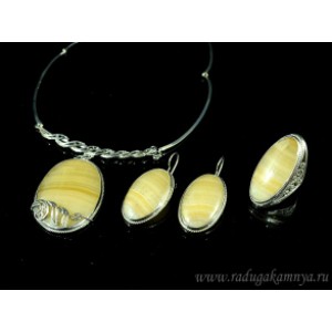 Колье, Кольцо и серьги оникс, 49см