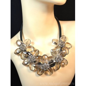 Колье с цирконами 5 цветков 55мм цвет раухтопаз, 49см