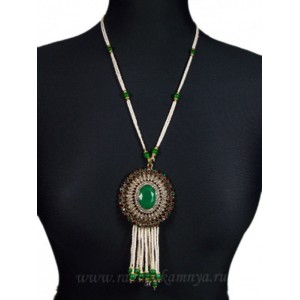 Колье из бисера с турецким мельхиором и хризопразом модель12, 76см