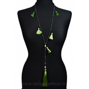 Колье " Кисточка " с цирконом, цвет  зеленый, 83см.