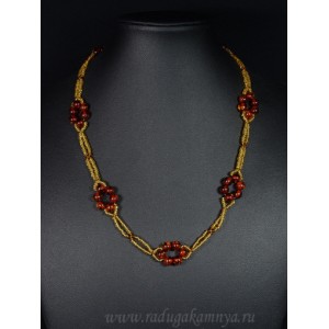 Колье с янтарем и бисером "круг из шариков" коньячный, 51см