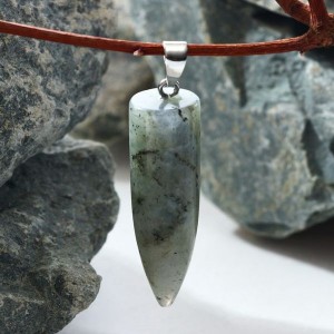 Кулон пуля лабрадорит