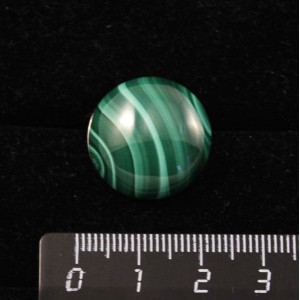 Брошь из малахита , круг 20мм