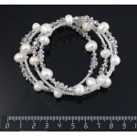 Браслет из жемчуга (шарик 7-9мм) на струнке с хрусталем и бисером