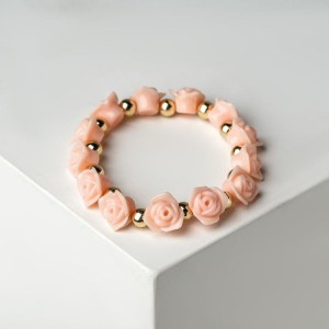 Браслет пластик "Цветы" розы, цвет кораллово-золотой Браслет пластик "Цветы" розы, цвет кораллово-золотой