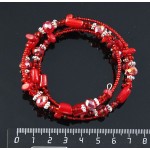 Браслет из коралла красного (цилиндры и галтовка) на струнке с хрусталем и бисером