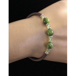Браслет из нефрита (шарик 8мм) на струнке, 3 шарика