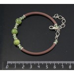 Браслет из нефрита (шарик 8мм) на струнке, 3 шарика