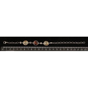 Браслет с кабошоном из пластика и бычьего глаза, рисунок "леопард", круг 12мм, 3 камня, на цепочке