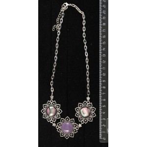 Колье из гелиотиса (иск.) и кварца тонированного, цвет аметист, "3 цветка" на цепочке, 48-50см, круг 18мм