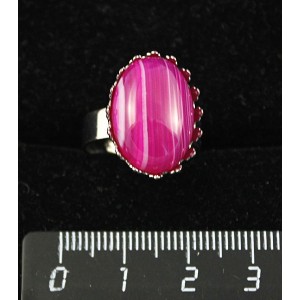 Кольцо с агатом малиновым (тонировка), овал 18х13мм, безразмерное