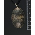 Кулон из авантюрина черного (слюдит), овал 50х33мм