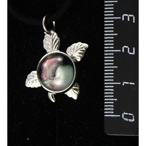 Кулон из гелиотиса (иск.), круг 12мм, "ягодка"