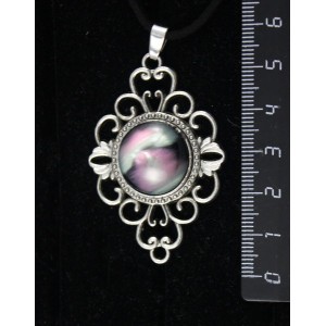 Кулон из гелиотиса (иск.), круг 18мм, оправа "ромб с узором"