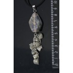 Кулон из лабрадорита, крупная огранка + облепиха