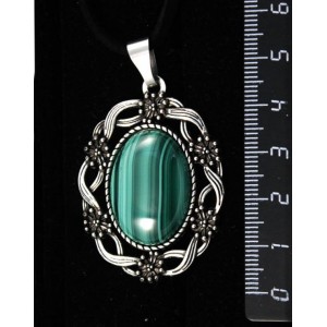 Кулон из малахита, овал 25х18мм, "торжество"