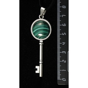 Кулон из малахита, "ключик", круг 20мм