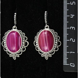 Cерьги из агата малинового (тонировка), овал 18х13мм, основа "трилистник", швензы посеребрение
